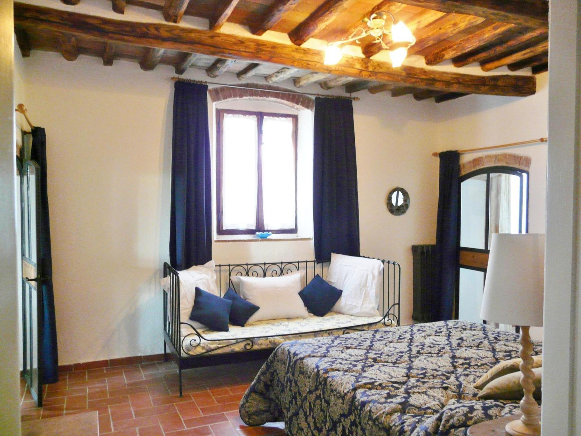 Podere Patrignone Guest House Castellina in Chianti Room photo