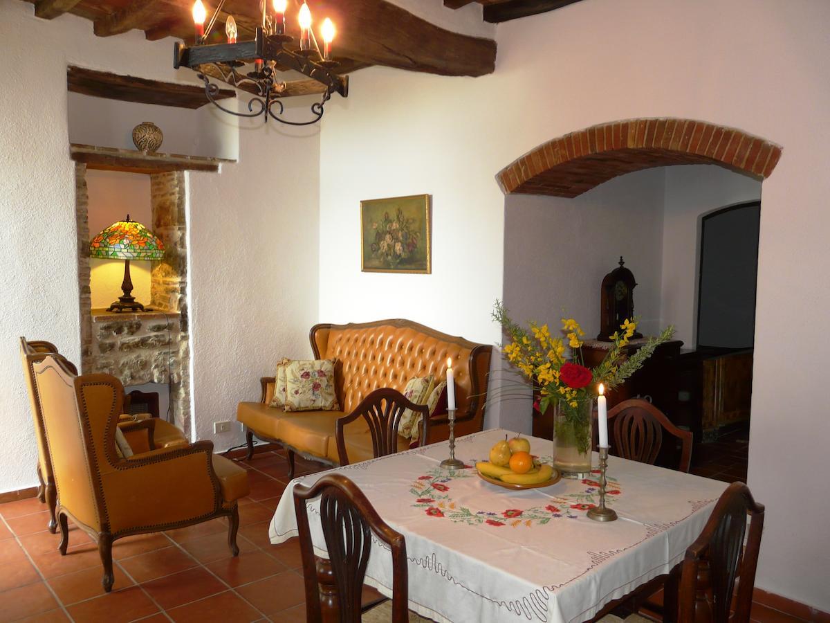 Podere Patrignone Guest House Castellina in Chianti Room photo